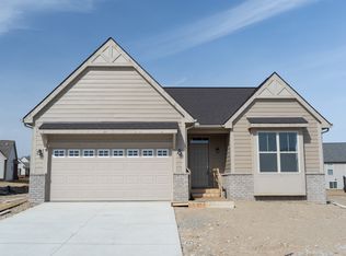 8375 Ardmoor Dr, Ypsilanti, MI