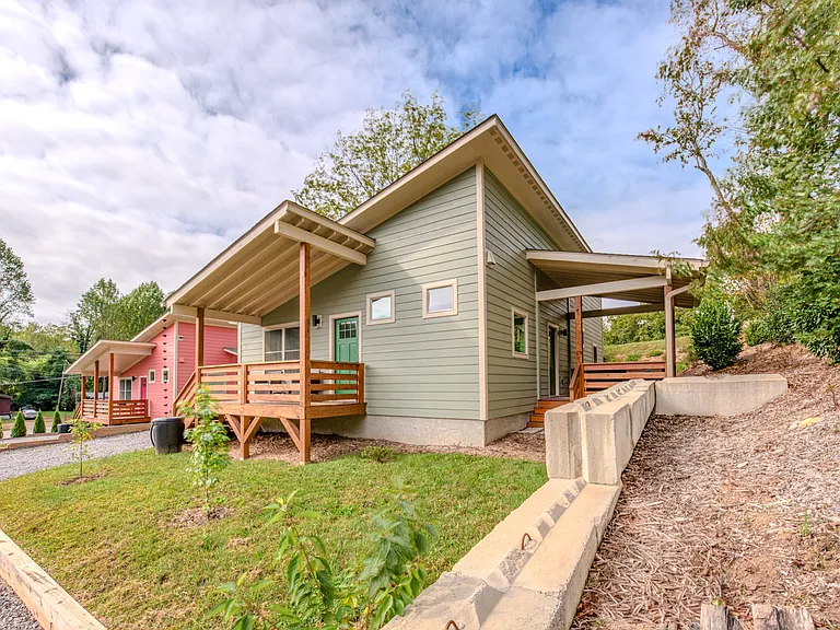 10 Sylvanella Ln — Photo 39