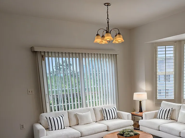 17289 Vaughn Ln — Photo 11