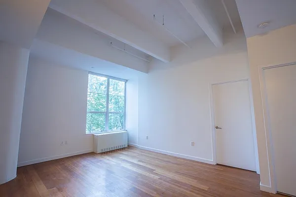 Rented by Nest Seekers International | media 31