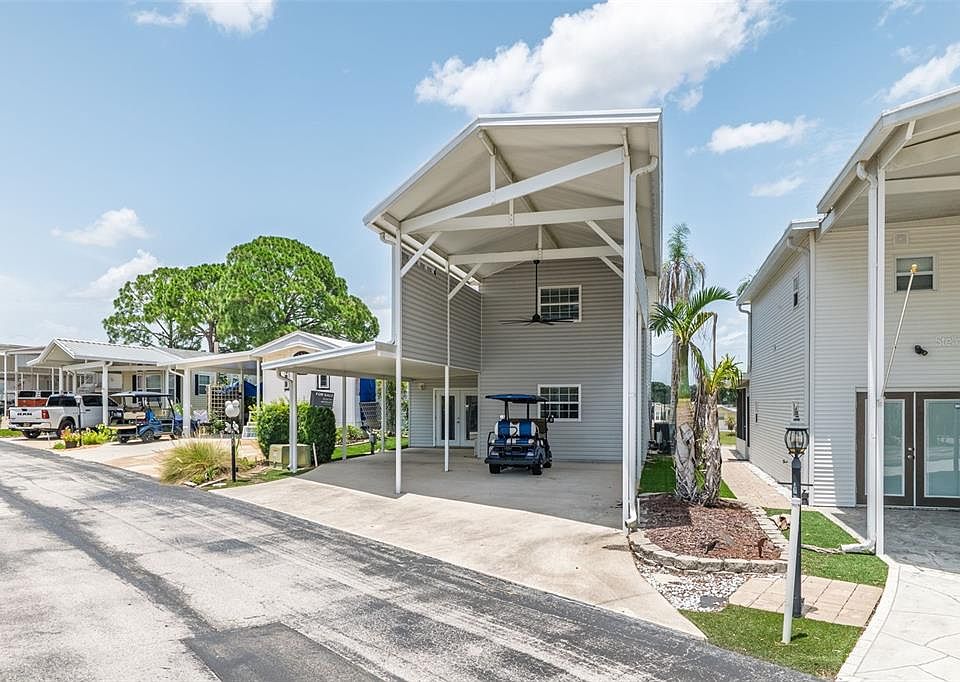 1st image of 220 ST GEORGE DRIVE