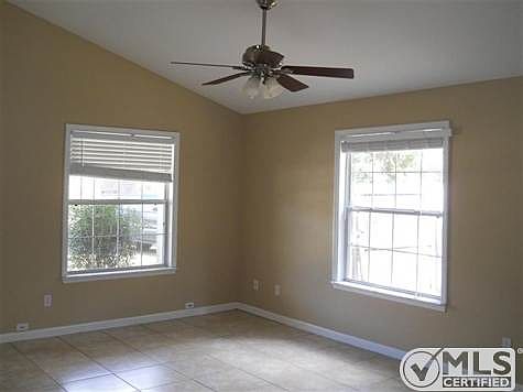 3rd image of 128 Eastgate Way #128