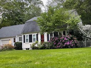 680 Wellesley St, Weston, MA 02493