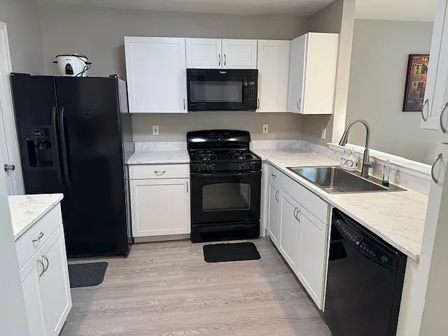 25 Courtyard Dr — Photo 9