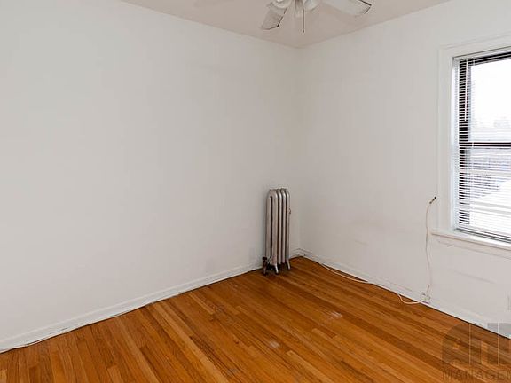 3rd image of 734 W Aldine Ave Al 40/3W