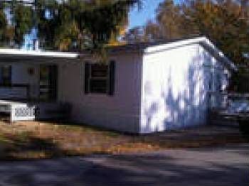 1st image of 20 Lakeshore Dr