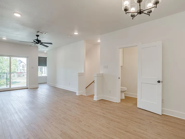 2341 Benbrook Blvd — Photo 49
