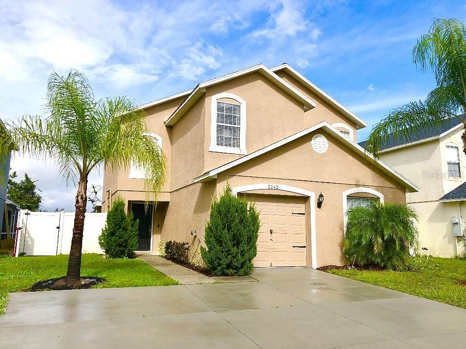 1st image of 2542 Hamlet Ln