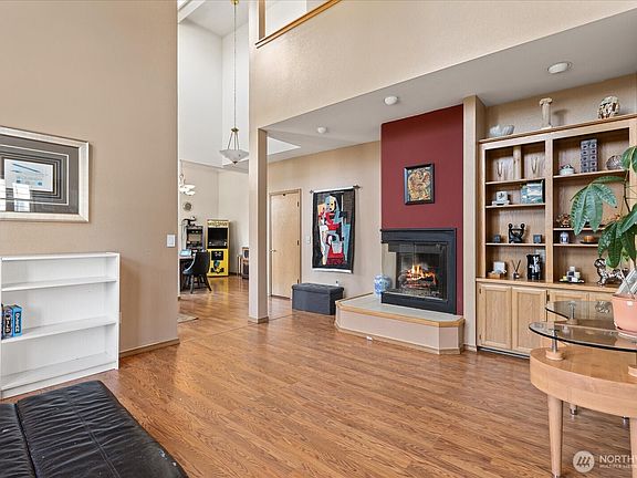 3rd image of 1726 Arab Drive SE