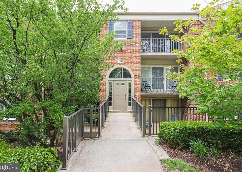 1st image of 878 College Pkwy #10