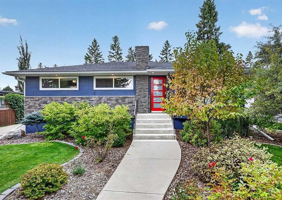 1st image of 4111 N 19th Ave SW