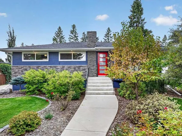 4111 N 19th Ave SW, Calgary, AB T3E 0G7