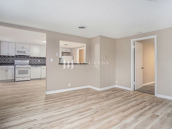 5th image of 1323 Avenue A