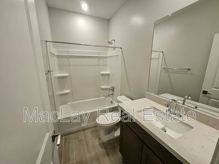 33723 N Blackwell Dr — Photo 7