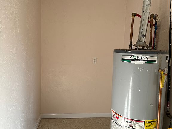 2nd image of 13506 Tennis Blvd