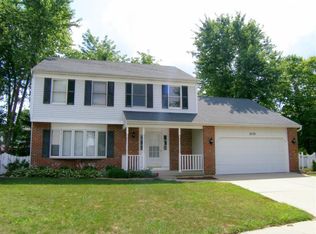 2175 Niagara Ct, Elgin, IL 60123