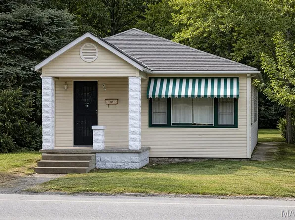 2708 Missouri Ave, East Saint Louis, IL 62205