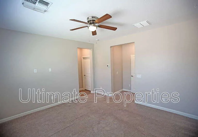 20238 W Buchanan St — Photo 10