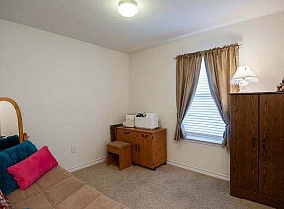 3rd image of 4004 Saint Christian St