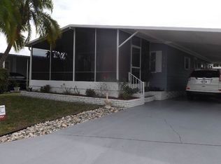 910 Sand Cay W, Venice, FL 34285