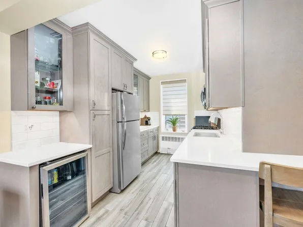 9201 Shore Road image 10 of 30