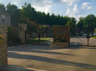 33 Whisper Creek Dr, Jackson, TN 38305