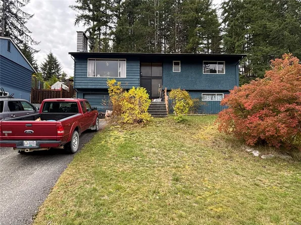 410 Nootka Dr, Gold River, BC V0P 1G0