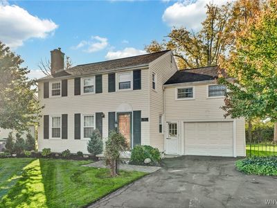 106 Park Forest Dr, Williamsville, NY, 14221