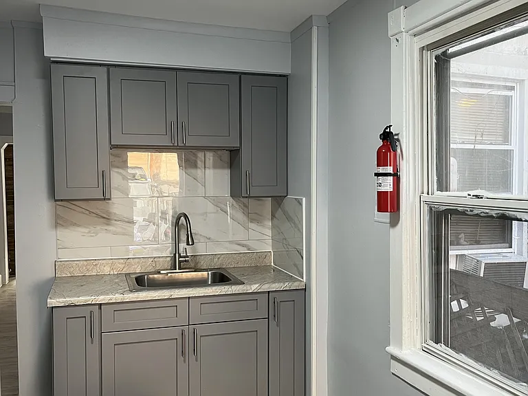 1313 Birch St — Photo 17