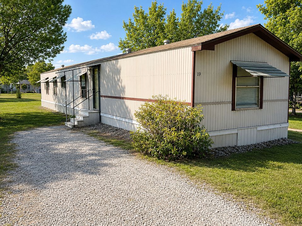 1st image of 200 Murls Lake Rd #19