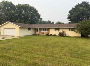 10641 Park Ln, Plymouth, IN 46563