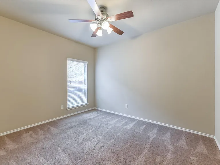 248 Clementine Ct — Photo 36