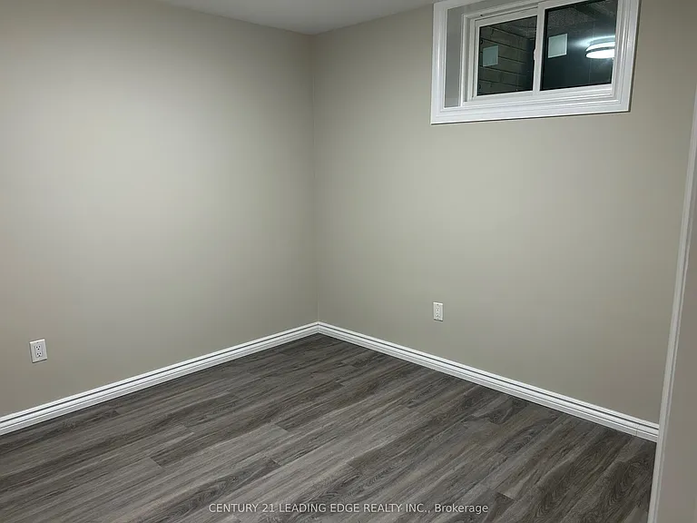 88 Gregory Rd — Photo 4