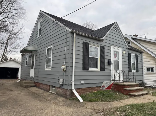 1126 Barton Pl NE, Canton, OH 44705