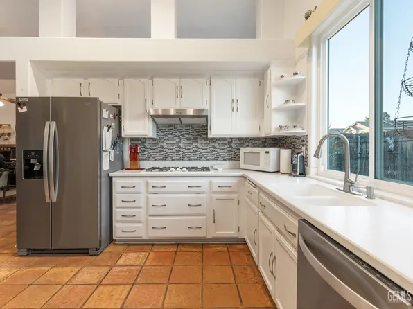 5408 Greymouth Pl, Bakersfield, CA 93312