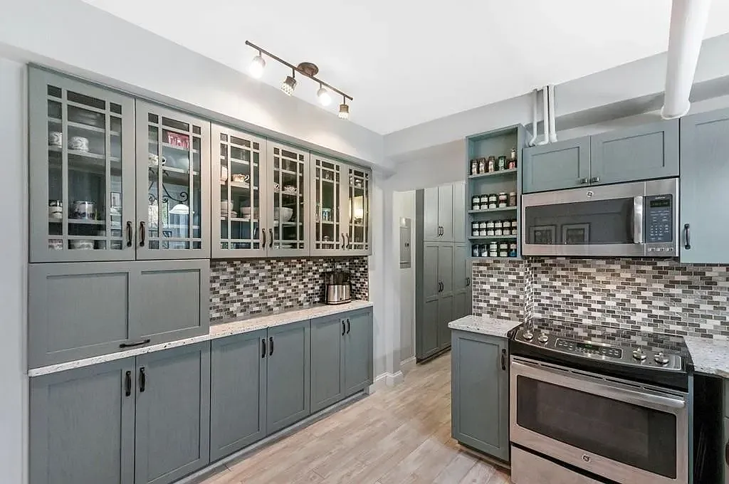 2 bed, 691 sqft, $2,800 — Photo 2