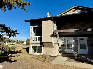 15 Northwoods Vlg NW, Edmonton, AB T5X1T2