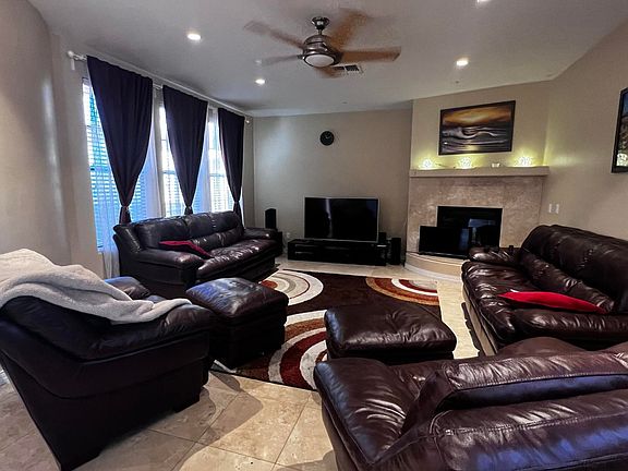 3rd image of 10835 N 11th Pl