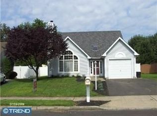 2013 Colonial Dr, Croydon, PA 19021