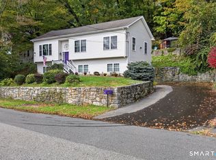 35 Woodbridge Avenue, Ansonia, CT 06401