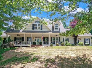 6758 Eubanks Creek Dr, Clermont, GA 30527