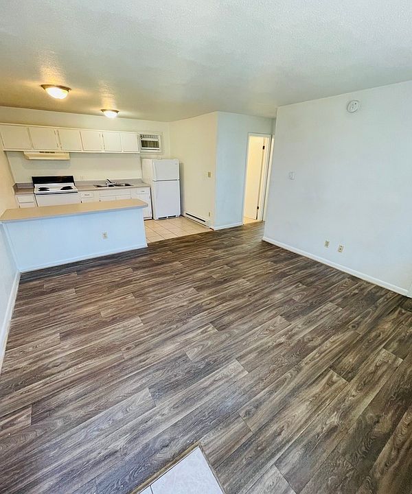 1st image of 611 W Ocean View Ave APT 12