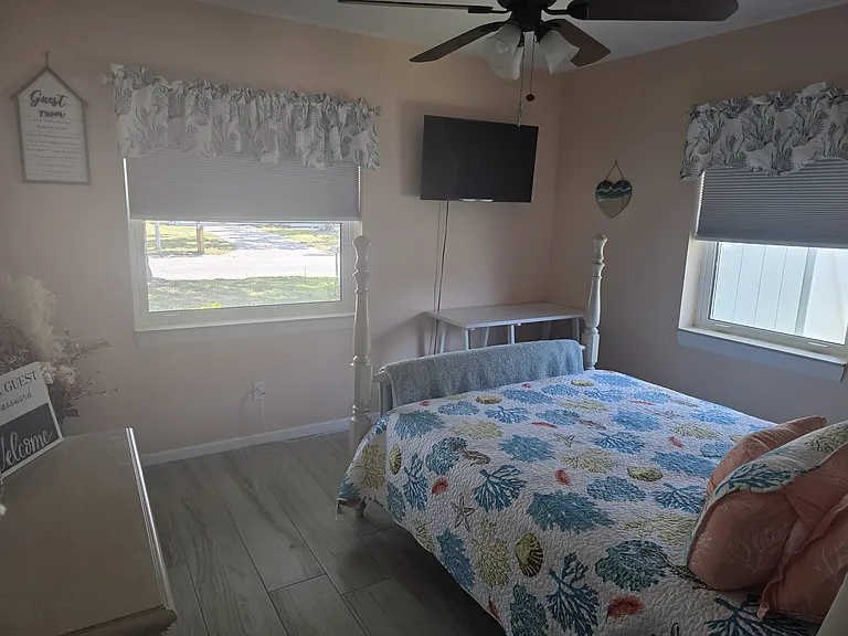 208 S Mars Ave — Photo 5