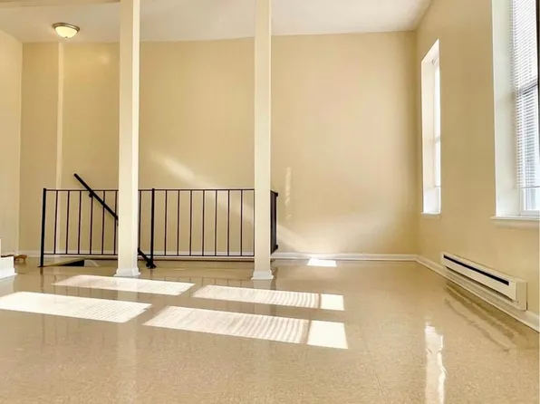 200 N Gilmor St, Baltimore, MD 21223