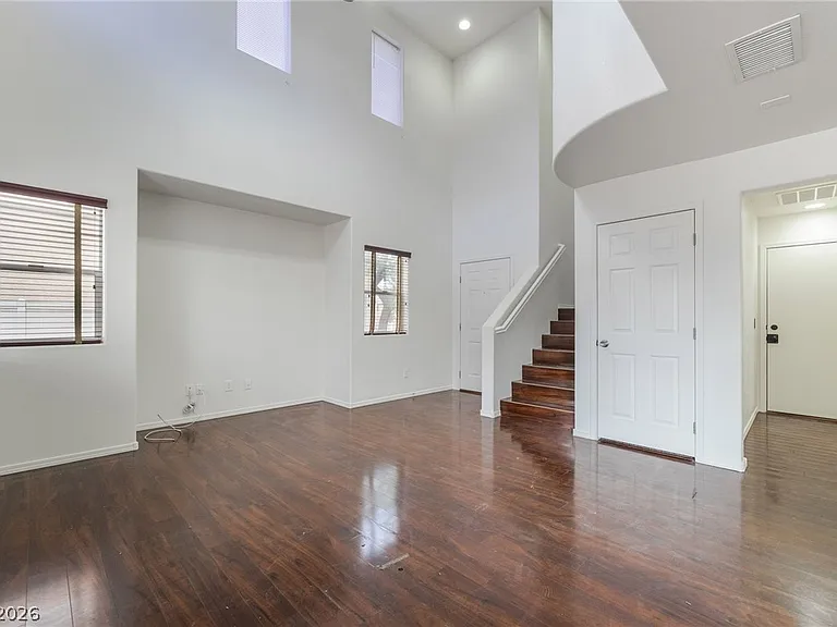7858 Windhamridge Dr — Photo 4