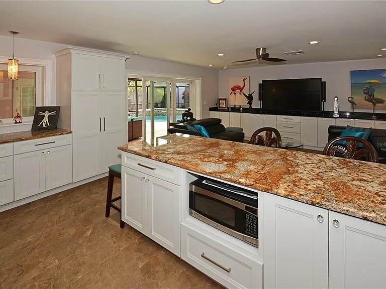 7020 Mango Ave S — Photo 16