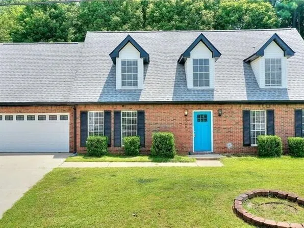 3348 River Mill Ln, Ellenwood, GA 30294