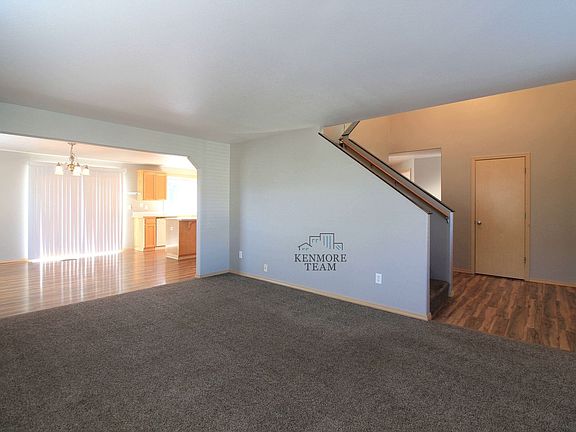 4th image of 4414 Moline Ln