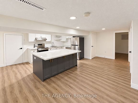 4th image of 6 Azrock Rd #Basement