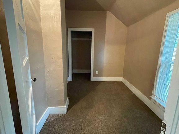 4th image of 1086 Sanford St #2